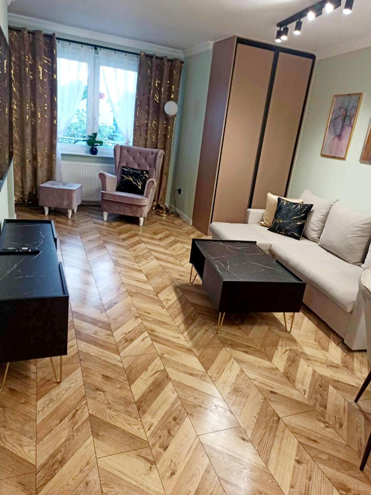 Apartament Przy Deptaku Świnoujście Exterior foto